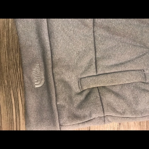 North Face Vest (Women’s) - Picture 2 of 5